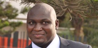 POLITIQUE: Toussaint Manga souhaite à Idrissa de devenir le chef de l’opposition