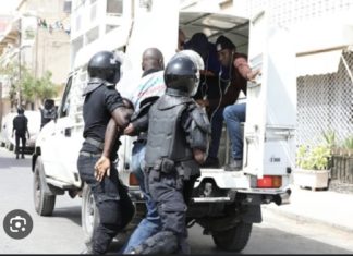 DOMICILES DES MEMBRES DU GOUVERNEMENT ATTAQUÉS: Le porte-parole du ministre de l’intérieur annonce 3 arrestations déjà