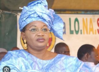 TENSION POLITIQUE : La maison d’Aïda Mbodj attaquée, des voitures calcinés