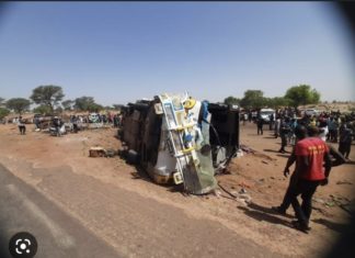 ACCIDENT : Un bus se renverse à Kahone et fait trois morts sur le coup