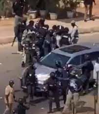 Némékou Tour à Taiba Ndiaye: Le cortège de Sonko gazé, 8 personnes interpelées