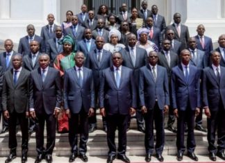 Ces ministres qui vont lâcher Macky s’il est candidat à un 3e mandat