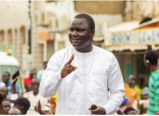 BLOCUS CHEZ SONKO : Yewwi appelle à une mobilisation ce 25 juin à Cité Keur Gorgui pour enlever les barrières