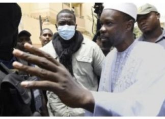 CITÉ KEUR GORGUI : Ousmane Sonko arrêté par la Gendarmerie