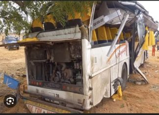 ACCIDENT : Un bus se renverse à Louga et fait 16 morts