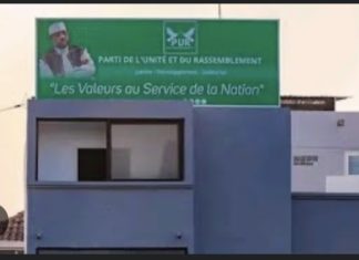 POLITIQUE : Le siège du Pur barricadé, l’accès interdit aux leaders de l’opposition et à la presse