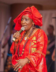 Situation du Niger : La Diva Aicha Koné sort une nouvelle chanson, hommage à ce peuple
