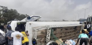 ACCIDENT : Un car ‘Ndiaga Ndiaye’ se renverse à Pikine et fait au moins 30 blessés dont 4 graves