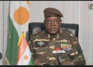 NIGER : Fin de l’ultimatum, la junte ferme l’espace aérien et redoute une « agression » imminente
