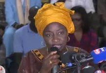 Mimi Touré, bloquée sur la route de la Casamance: voici pourquoi