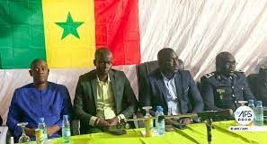 Photos: L’orchestration du changement de garde à Kédougou: Amadou Salmone Fall installe Thierno Diop en tant que commissaire de police