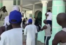 MOSQUÉE WAKHINANE NIMZATT : L’imam Samba Ndiathie convoqué à la police après des commentaires sur les « Baye Fall »