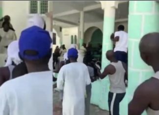 MOSQUÉE WAKHINANE NIMZATT : L’imam Samba Ndiathie convoqué à la police après des commentaires sur les « Baye Fall »