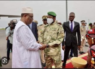 ATTAQUE TERRORISTE AU MALI : Macky Sall apporte son soutien à Assimi Goïta