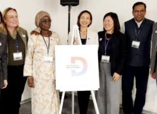 PR PENDA MBOW À PRAGUE : Elle promeut le « NOMD», nouvel ordre mondial de la démocratie