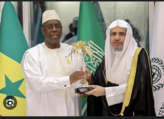 RIYADH : Macky Sall reçoit le prestigieux Prix de la Ligue islamique mondiale