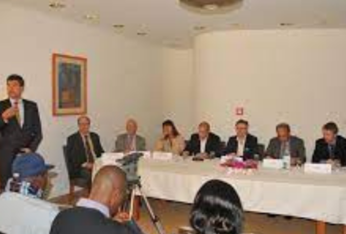 Cooperation-economique-et-commerciale-905x613