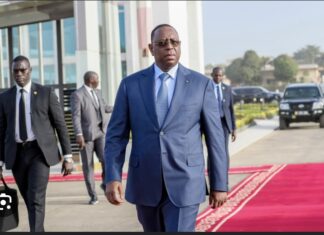 SOMMET EXTRAORDINAIRE DE LA CEDEAO : Macky Sall a quitté Dakar pour Abuja
