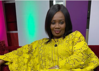 Ce qui s’est réellement passé la nuit de l’agression de Maimouna Ndour Faye, au téléphone avec un ministre