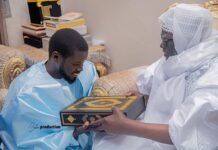 TOUBA : Bassirou Diomaye Faye rend visite à Serigne Mountakha Mbacké