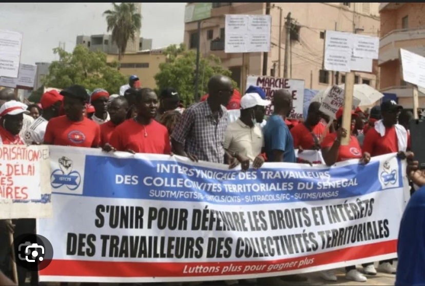 GRÈVE DES TRAVAILLEURS DES COLLECTIVITÉS TERRITORIALES : L’intersyndicale maintient la pression et décrète 120 h de grève
