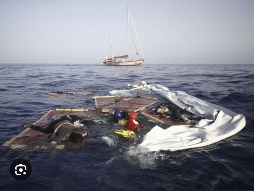 ÎLES CANARIES : Chavirement d’une pirogue partie de Mbour, plus de 50 disparus !