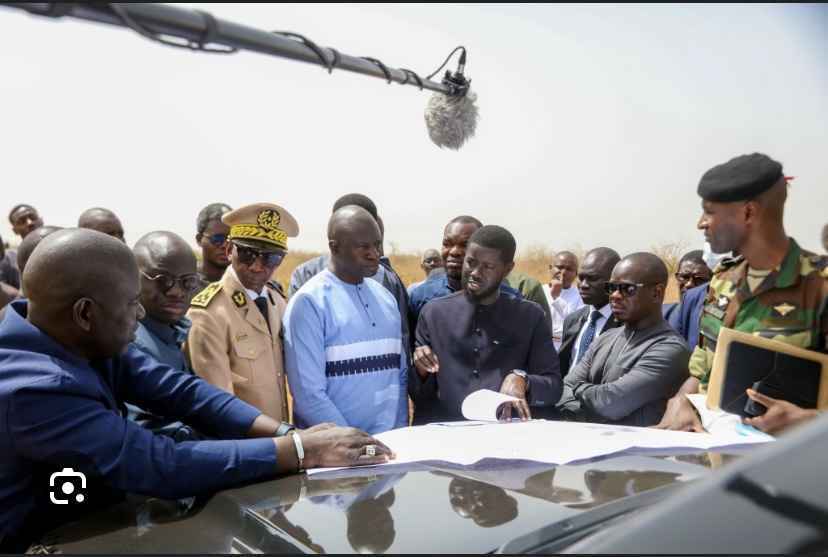 MBOUR 4 : Le Président Diomaye Faye fait arrêter toutes les opérations sur les terrains
