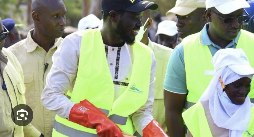 LANCEMENT DE LA JOURNÉE ‘Setal Sunu Réew’ : Le Président Diomaye Faye invite les Sénégalais à s’en approprier