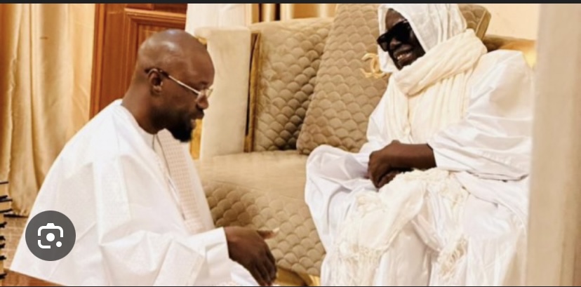 TOUBA : Ousmane Sonko reçu par Serigne Mountakha
