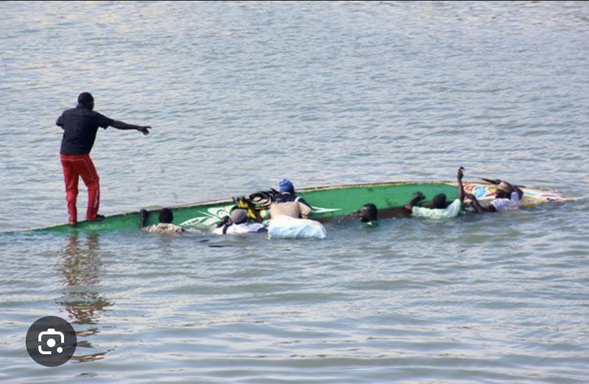 SAINT-LOUIS : Une pirogue avec des talibés à bord chavire et fait un (1) mort