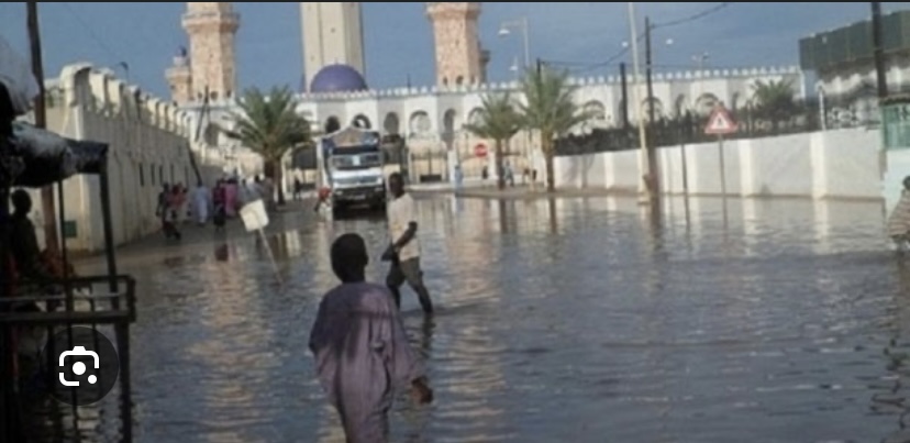FORTES INONDATIONS À TOUBA : Un (1) mort et d’importants dégâts matériels enregistrés