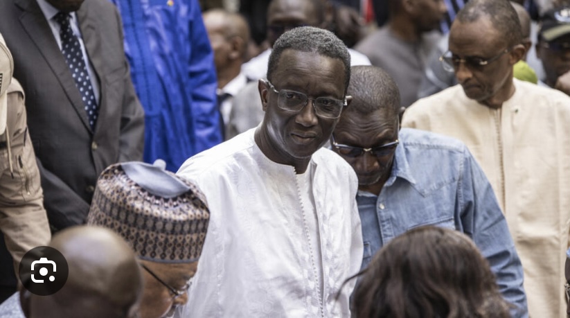 LÉGISL’HÂTIVES : Amadou Ba retire sa liste dans le département de Dakar au profit de Samm Sa Kaddu et Takku Wallu