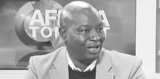 Mamadou dit ‘Vieux’ Aïdara, communicant grognard pastéfiste ‘canal Sonko’ et ex-karimiste aux 12 ans d’exil français : ‘Le PR Diomaye a trahi… c’est un monarque..on se dirige vers l’abandon pur et simple des Jeux Olympiques de la Jeunesse 2026…’
