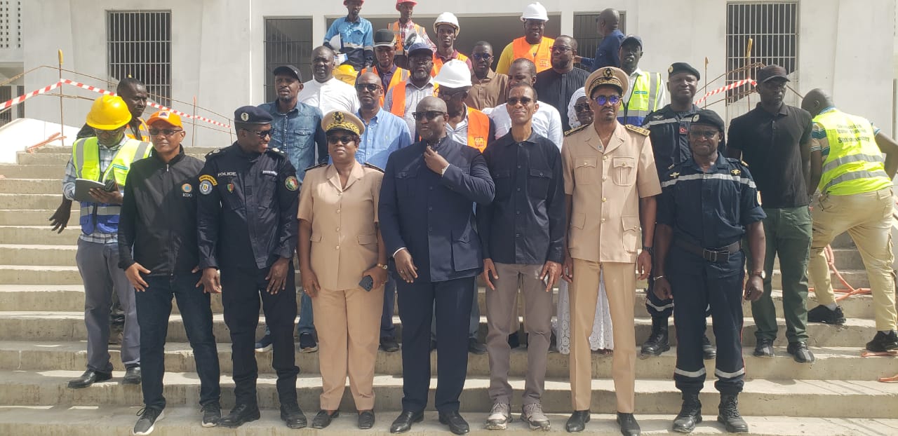 [L’ET DIT TÔT D’O.N.G]  L’INTÉRIEUR visite les travaux du marché SANDAGA; l’I.G.E Makhtar CISSÉ, exemple iconique du bon mot  : ‘un Ministre, c’est fait d’abord pour rassurer’ (Par Ousseynou Nar Gueye)                                       