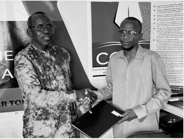 [EXPRESS] MEDIA/JOURNALISME : Présidence du CORED Mamadou Thior out, Ousmane Ibrahima Dia in
