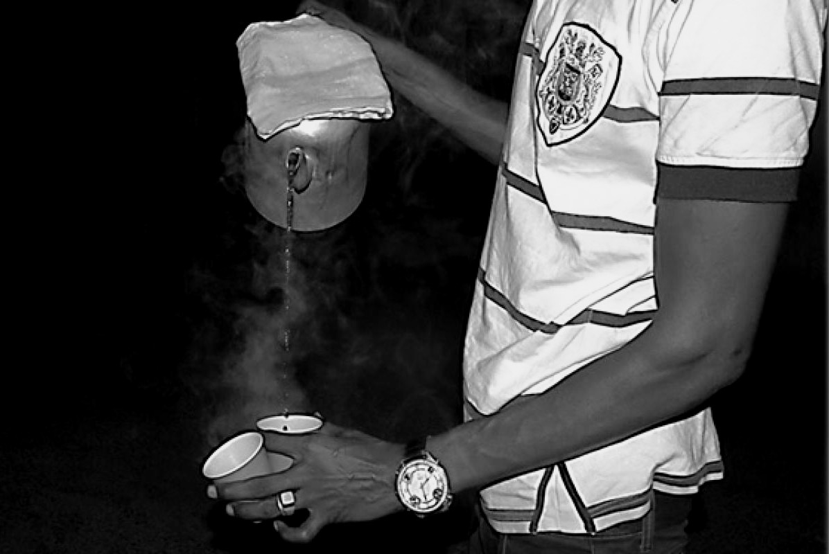 [EXPRESS] SOCIÉTÉ/SÉDHIOU: Le vendeur de café Touba réclame au commerçant des rapports sexuels, en contrepartie d’un prêt de 50 000 F CFA, (Senewebnews-RP)