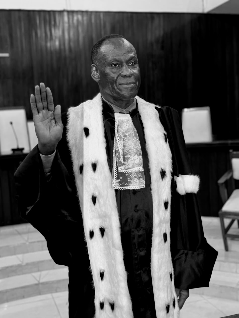 [EXPRESS] CONSEIL CONSTITUTIONNEL: Ousmane Diagne prend officiellement les commandes et fixe le cap