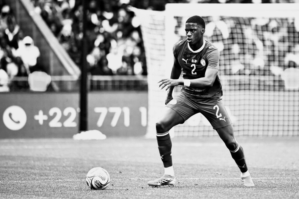 [EXPRESS] FOOTBALL/MERCATO : Mamadou Sarr passe ses examens médicaux pour rejoindre le Real Sociedad
