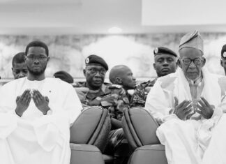 MOUHAMADOUL MACKY IBRAHIMA NIASS : le Chef de l’État Bassirou Diomaye Faye présente ses condoléances à la famille éplorée et aux fidèles