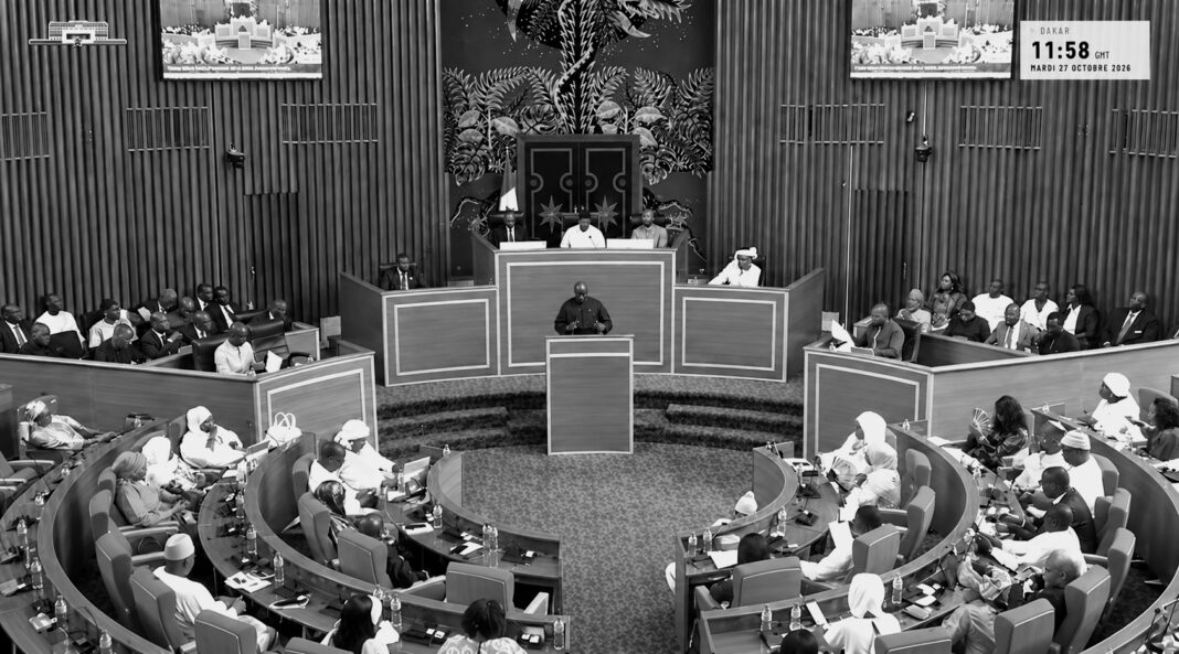 Assemblee-parlementaire-a-Dakar~2